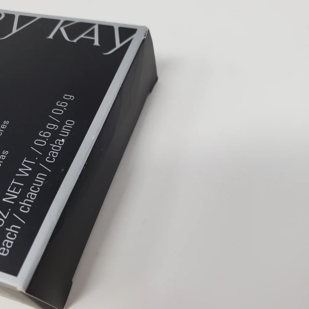 NIB MARY KAY Maui Garden Pure Dimensons Eyeshadow Palette
